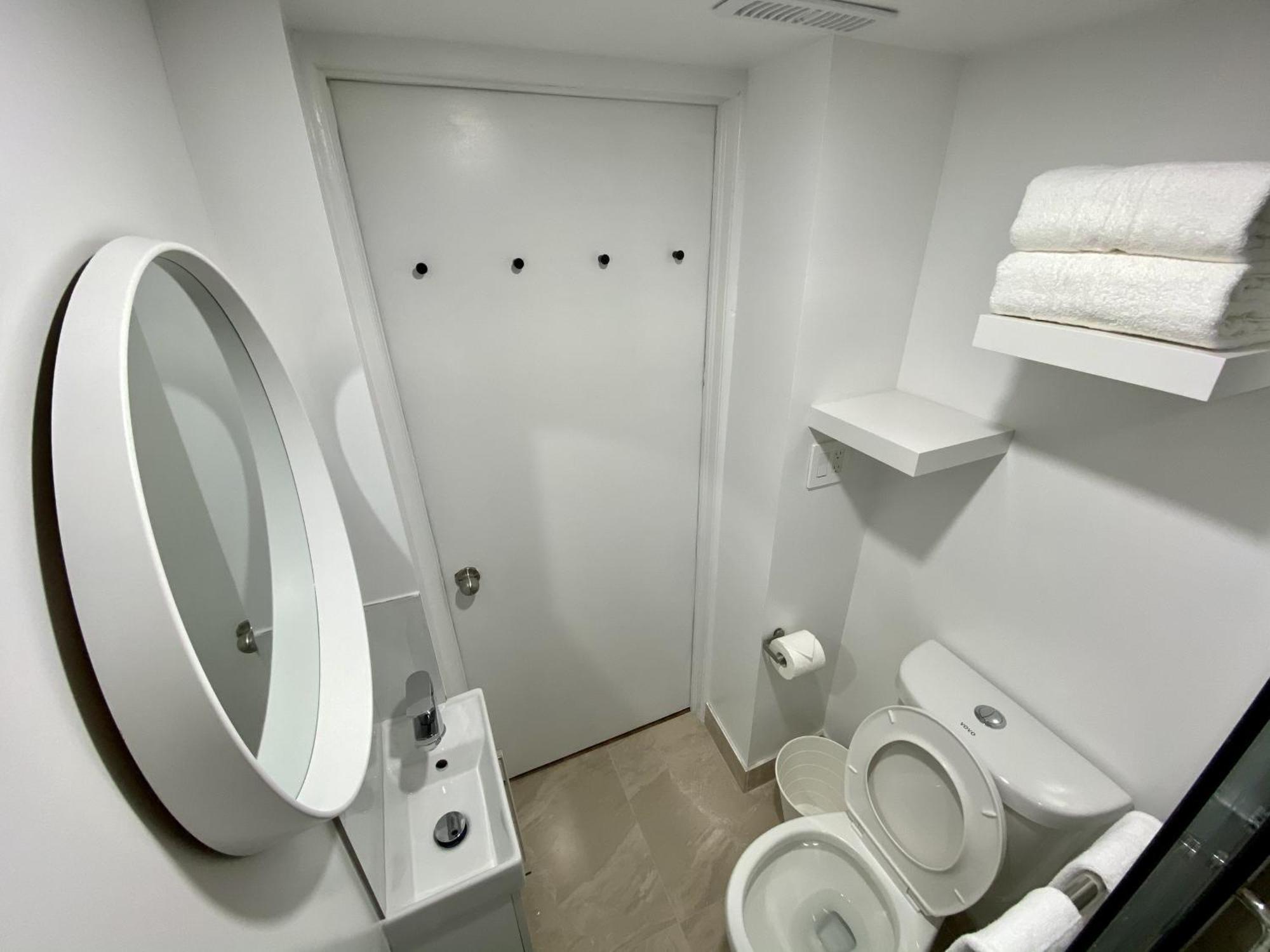 Affordable Room With Free Parking In Newmarket On Exteriér fotografie